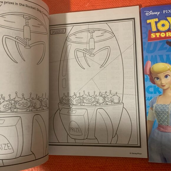 Disney Color Play Learning Coloring Activity BooK - Picture 9 of 10